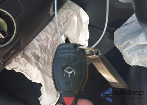 2017 Mercedes-Benz Gls 450 4Matic z USA, uszkodzony, nr VIN 4JGDF6EE3HA813776